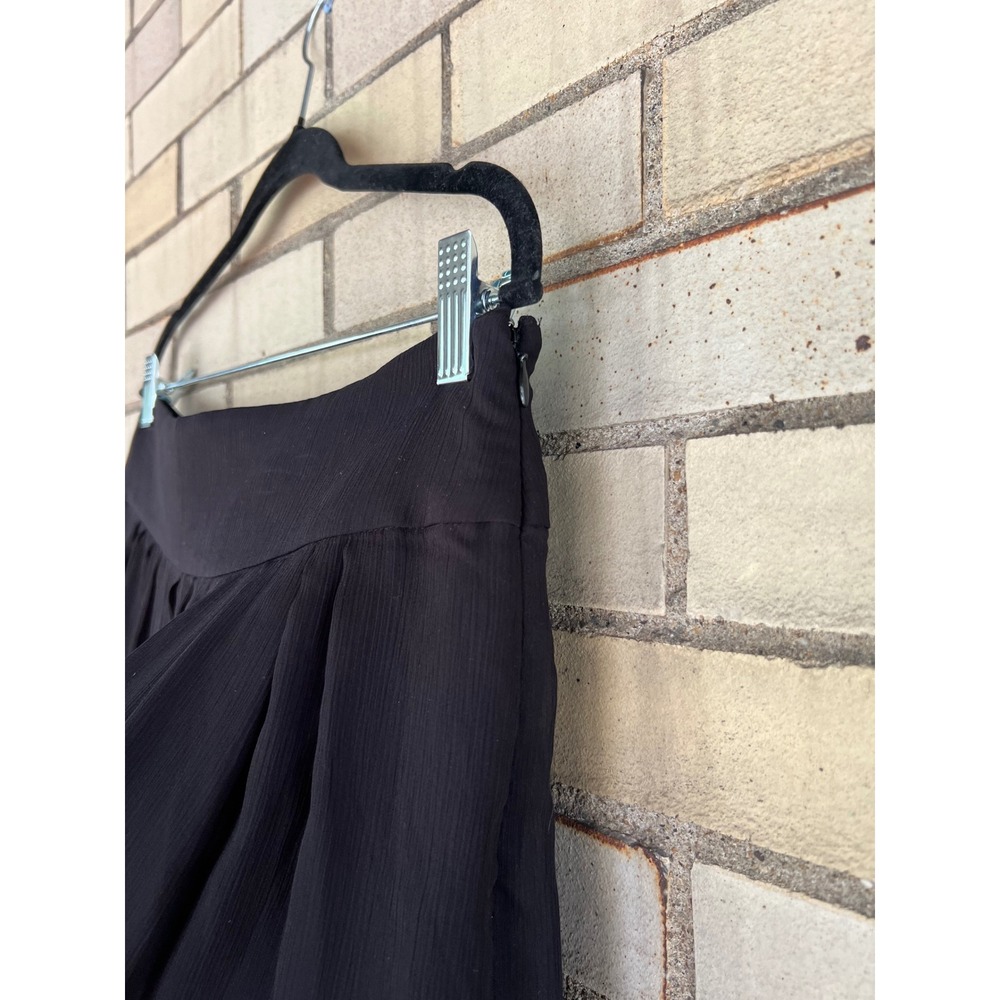 White House Black Market Black Pleated Chiffon Knee Length Midi Skirt Size 10 - Picture 2 of 5